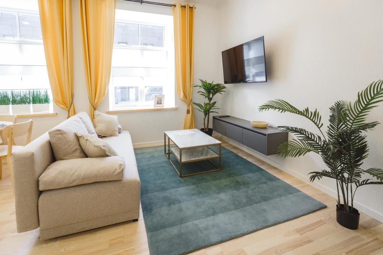 1212 Apartments With Free Parking Riga Exterior photo